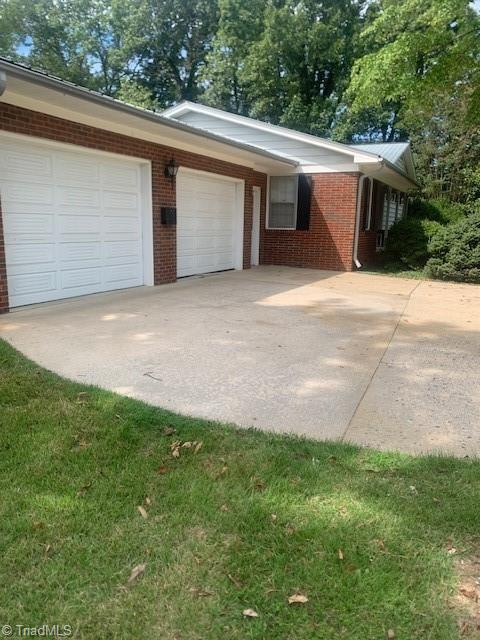 355 Mount Carmel Road Lexington – photo 2