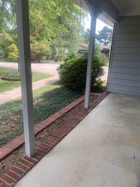 355 Mount Carmel Road Lexington – photo 3
