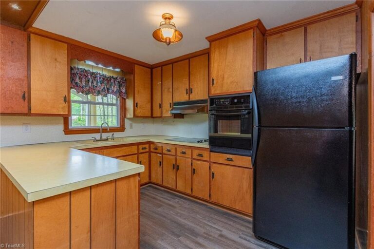 2288 Becky Hill Road Lexington – photo 4