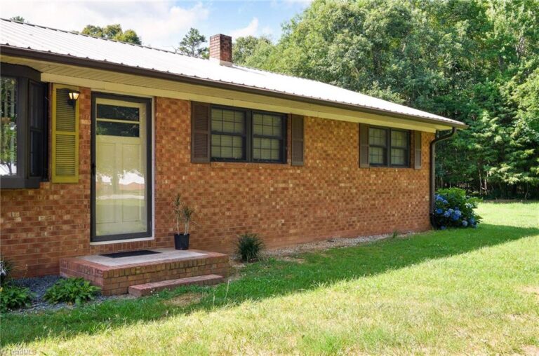 480 Nc Highway 150 Lexington – photo 3