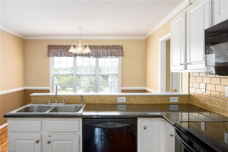 4860 Manteo Lane Winston-Salem – photo 4