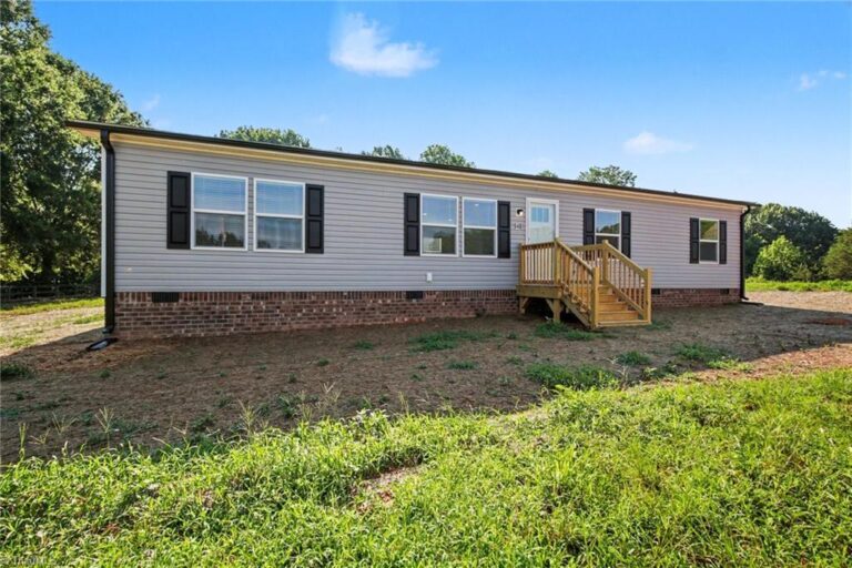 540 Cecil Road Lexington – photo 1