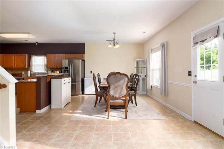 104 Edgewood Court Archdale – photo 9