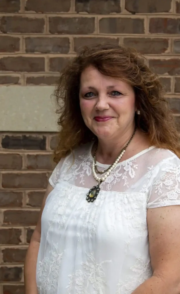 Lisa-Gaddy-Real-Estate-Agent-Realtor