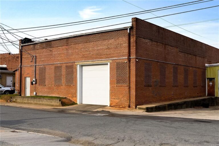 109 11th Avenue Lexington – photo 1