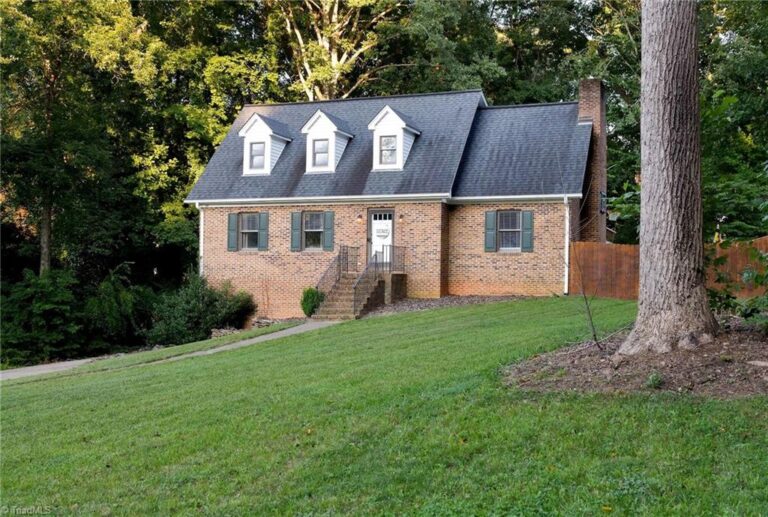 404 Dogwood Trail Lexington – photo 2