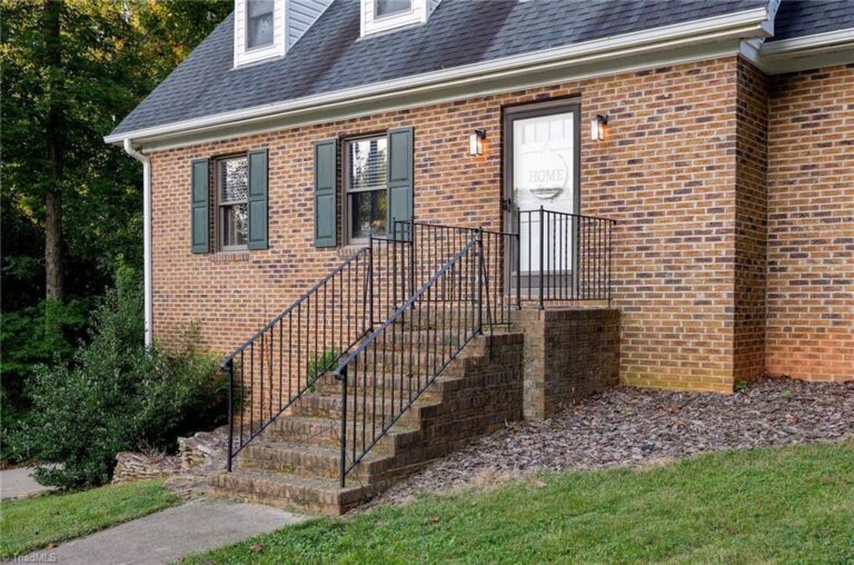 404 Dogwood Trail Lexington – photo 4