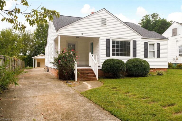 412 Westover Drive Lexington – photo 3