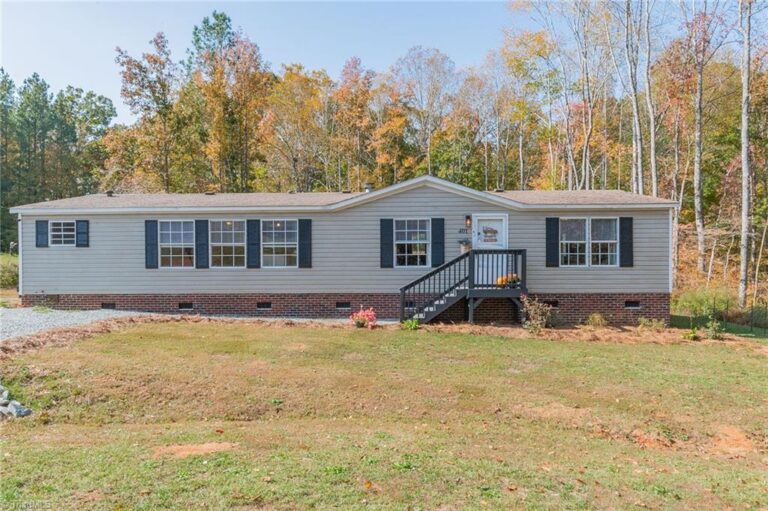 401 Helen Young Drive Linwood – photo 1