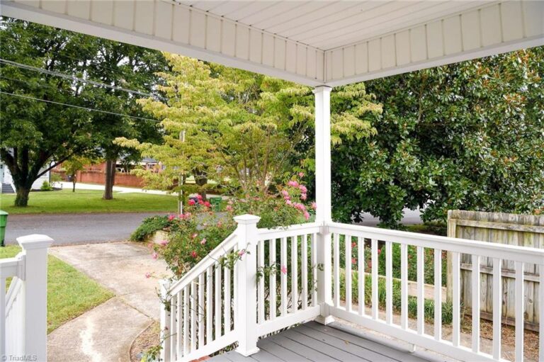 412 Westover Drive Lexington – photo 4