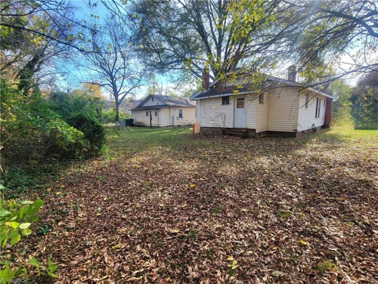 1203 Pearson Place High Point – photo 4