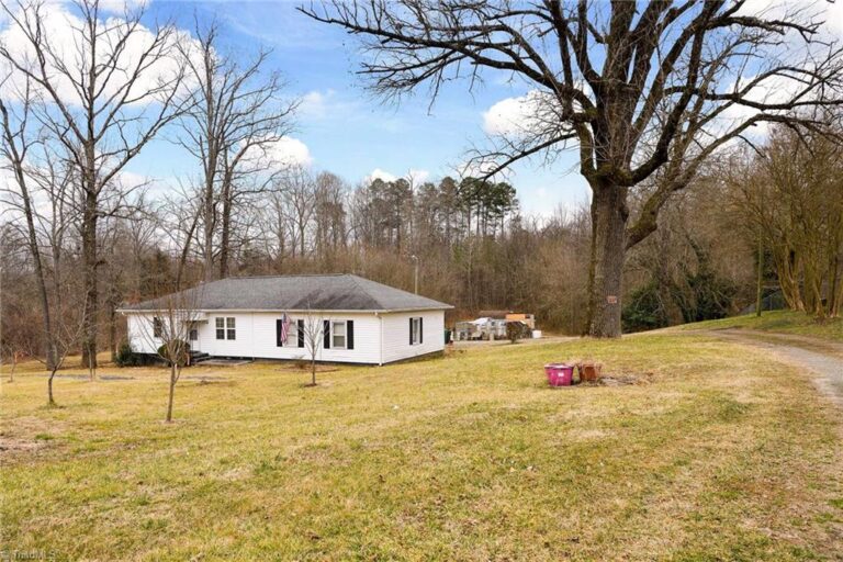 1820 Baker Road High Point – photo 2
