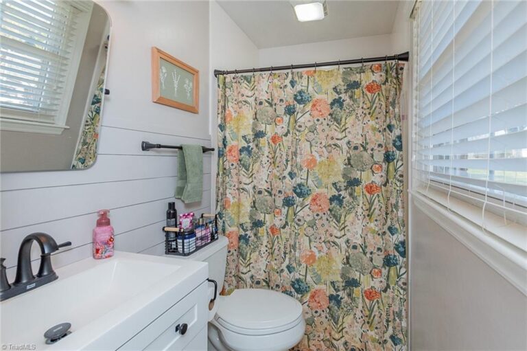 261 Willowcrest Drive Winston-Salem