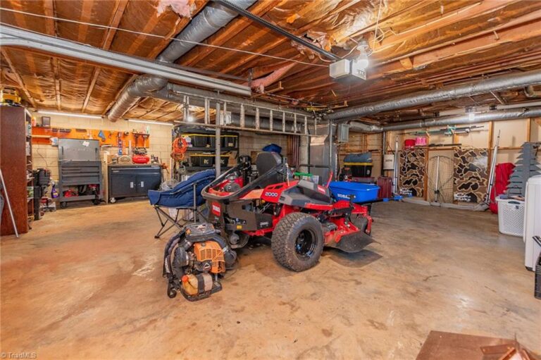 261 Willowcrest Drive Winston-Salem