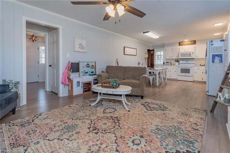 261 Willowcrest Drive Winston-Salem