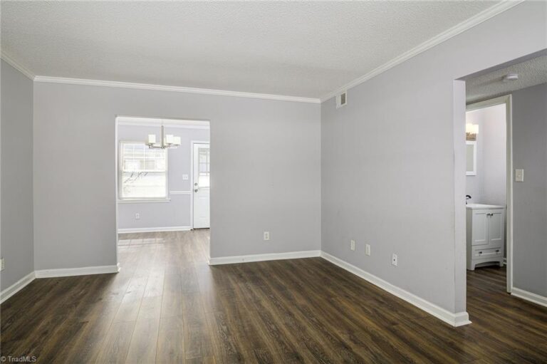 424 Muirs Chapel Road Greensboro