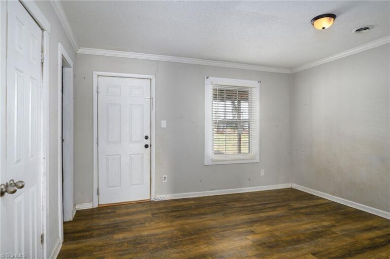 634 Lake Street Lexington (7)