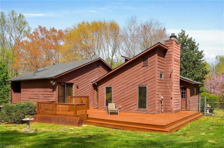 6590 Riverwood Road Walkertown