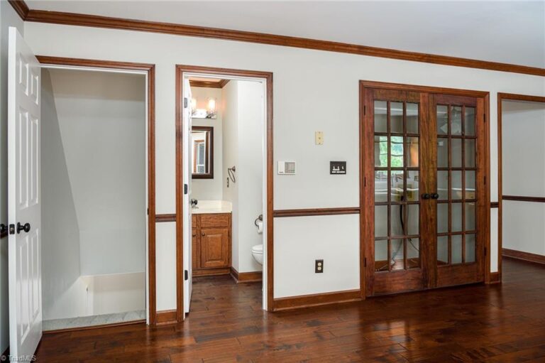 280 Ashmoor Lane Lexington