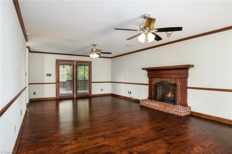 280 Ashmoor Lane Lexington