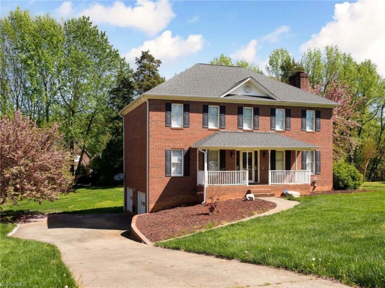 280 Ashmoor Lane Lexington