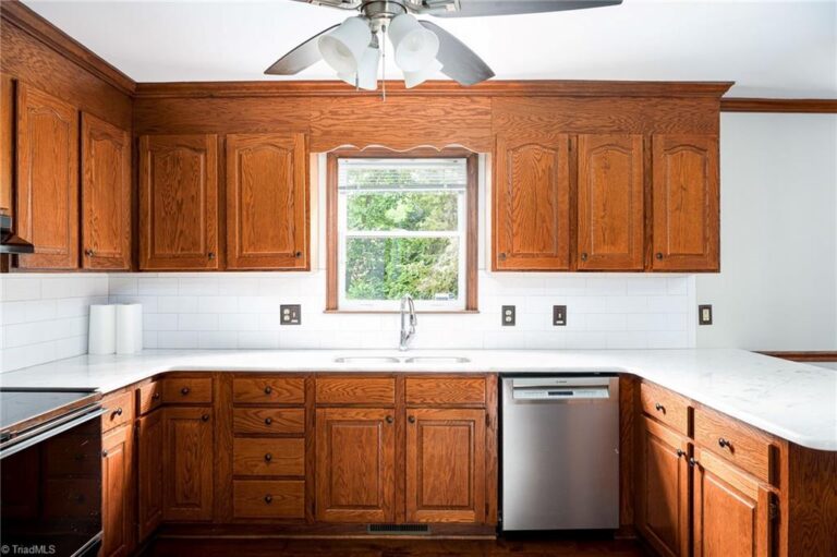 280 Ashmoor Lane Lexington