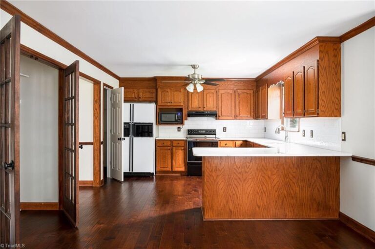 280 Ashmoor Lane Lexington