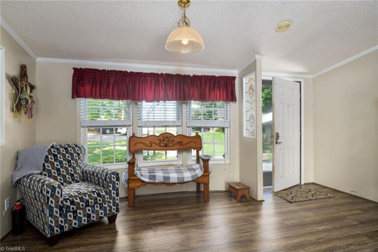 6550 Bullard Farm Road Walnut Cove