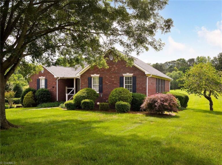 170 Deer Path Lane Lexington