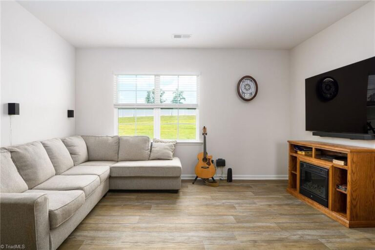 578 Towhee Trail Lexington