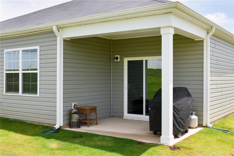 578 Towhee Trail Lexington