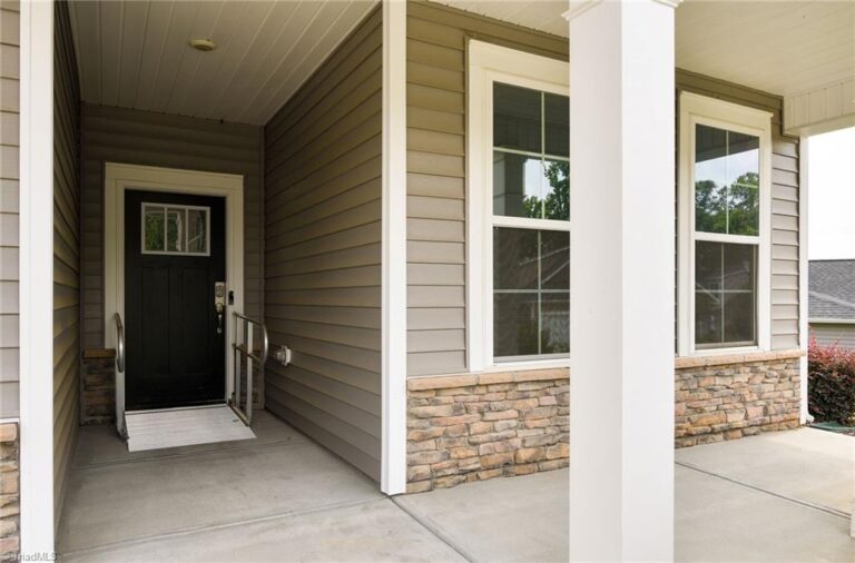 4225 Limestone Court Clemmons – photo 3