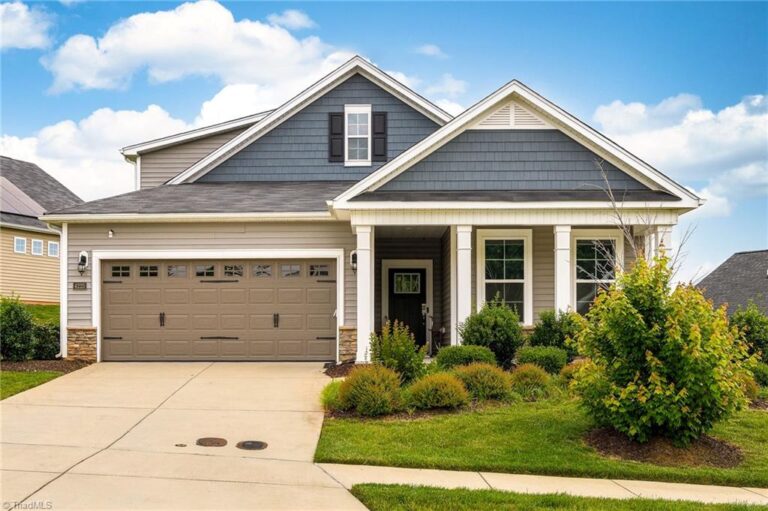 4225 Limestone Court Clemmons – photo 1