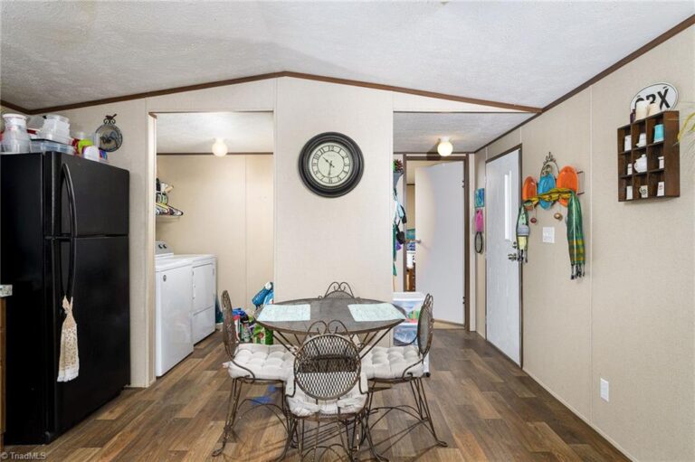 208 Eugene Court Lexington
