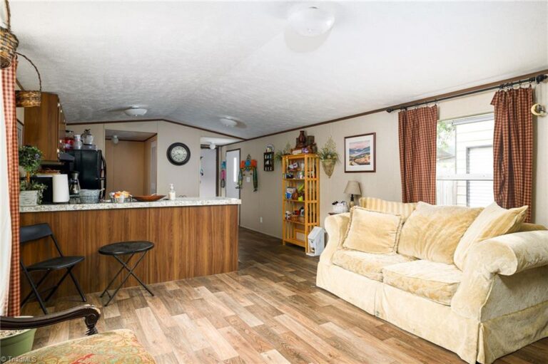 208 Eugene Court Lexington