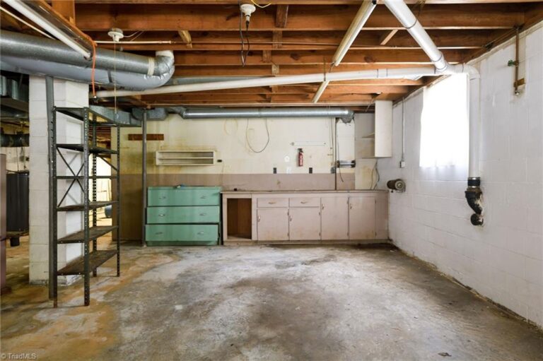 4850 Hauser Drive Pfafftown