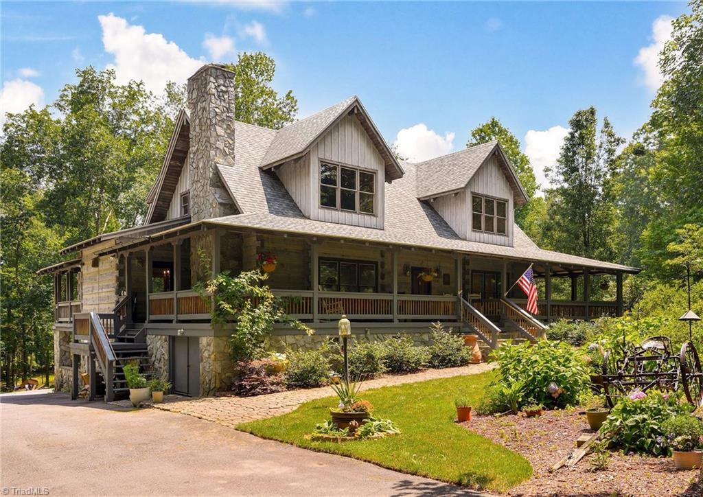 8318 Maloe Court Oak Ridge