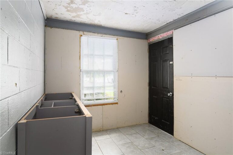 1070 Tom Gordon Road King NC 27021-8325 (1)