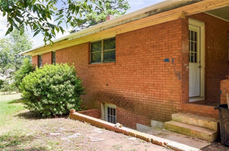 120 Hinkle Road Lexington NC 27295