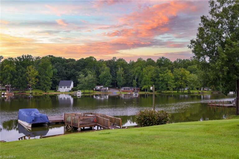 1242 Hickory Point Drive Lexington NC 27292