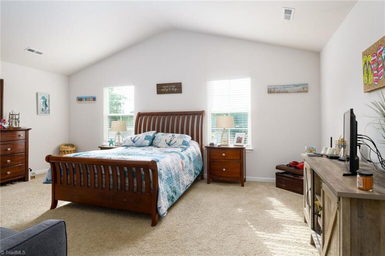 1242 Hickory Point Drive Lexington NC 27292