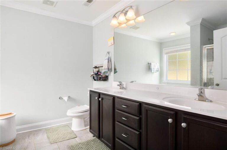 6223 Hamptonburg Road Clemmons NC 27012