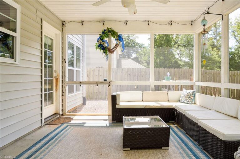 6223 Hamptonburg Road Clemmons NC 27012