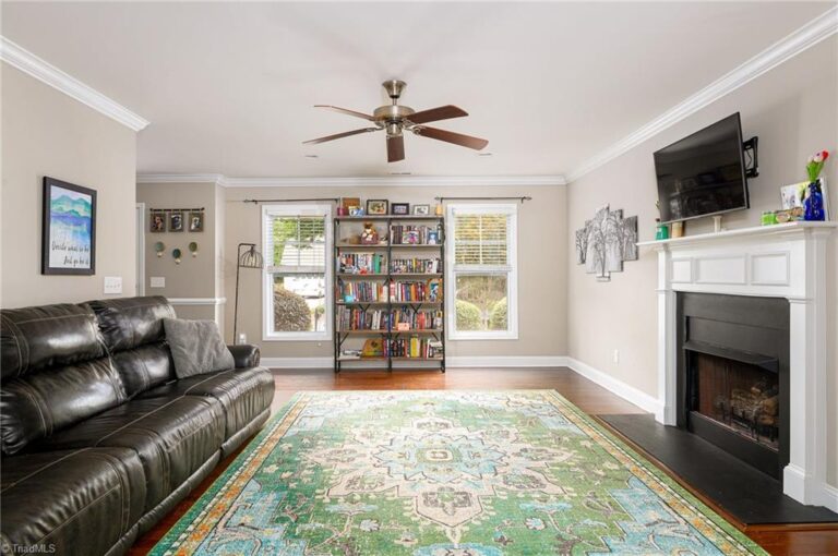 6223 Hamptonburg Road Clemmons NC 27012