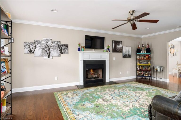 6223 Hamptonburg Road Clemmons NC 27012