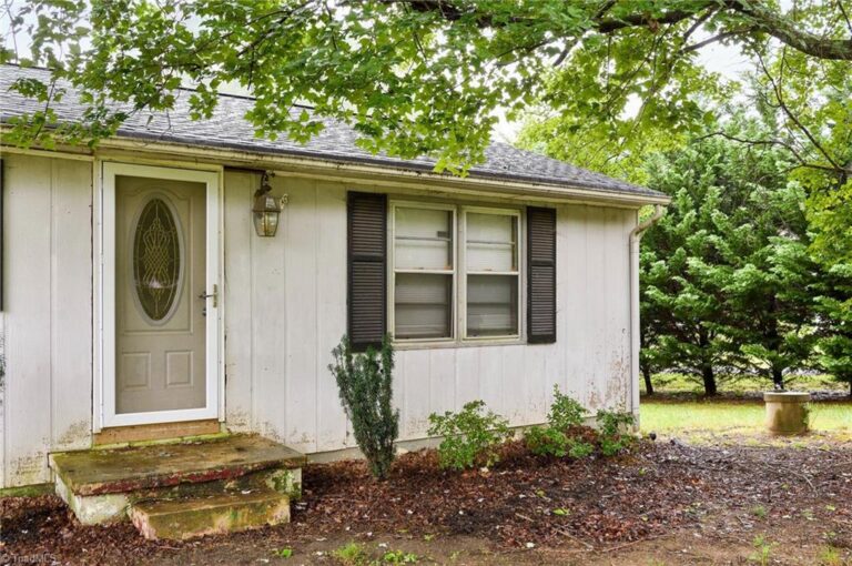 1070 Tom Gordon Road King – photo 3