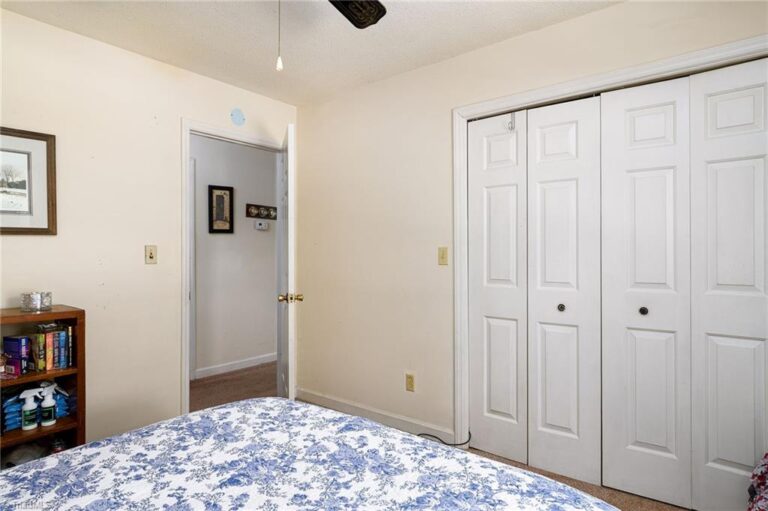 121 Richmond Drive Lexington NC 27295