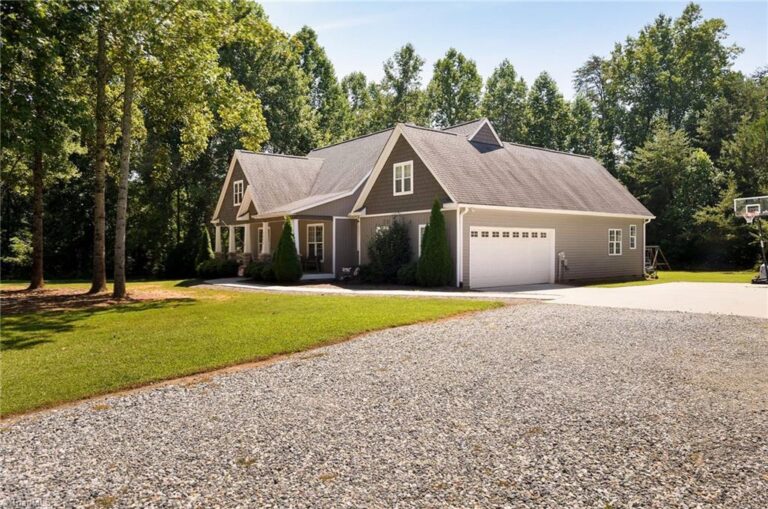 1475 Curry Road Kernersville NC 27284