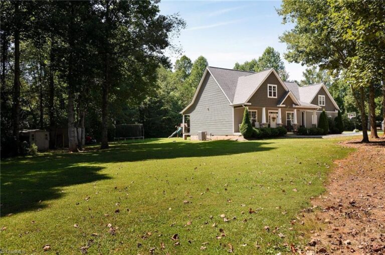 1475 Curry Road Kernersville NC 27284