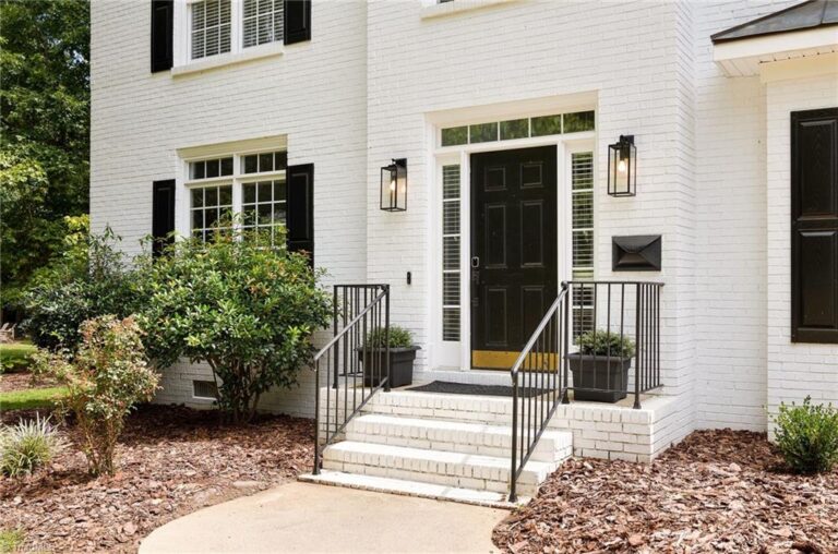 704 Oakland Hills Court High Point – photo 3